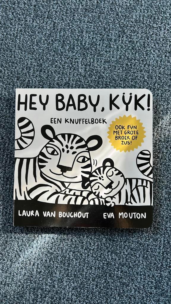 Babyboekje zwart/wit, zgan, Ophalen of Verzenden, Zo goed als nieuw, Laura Van Bouchout