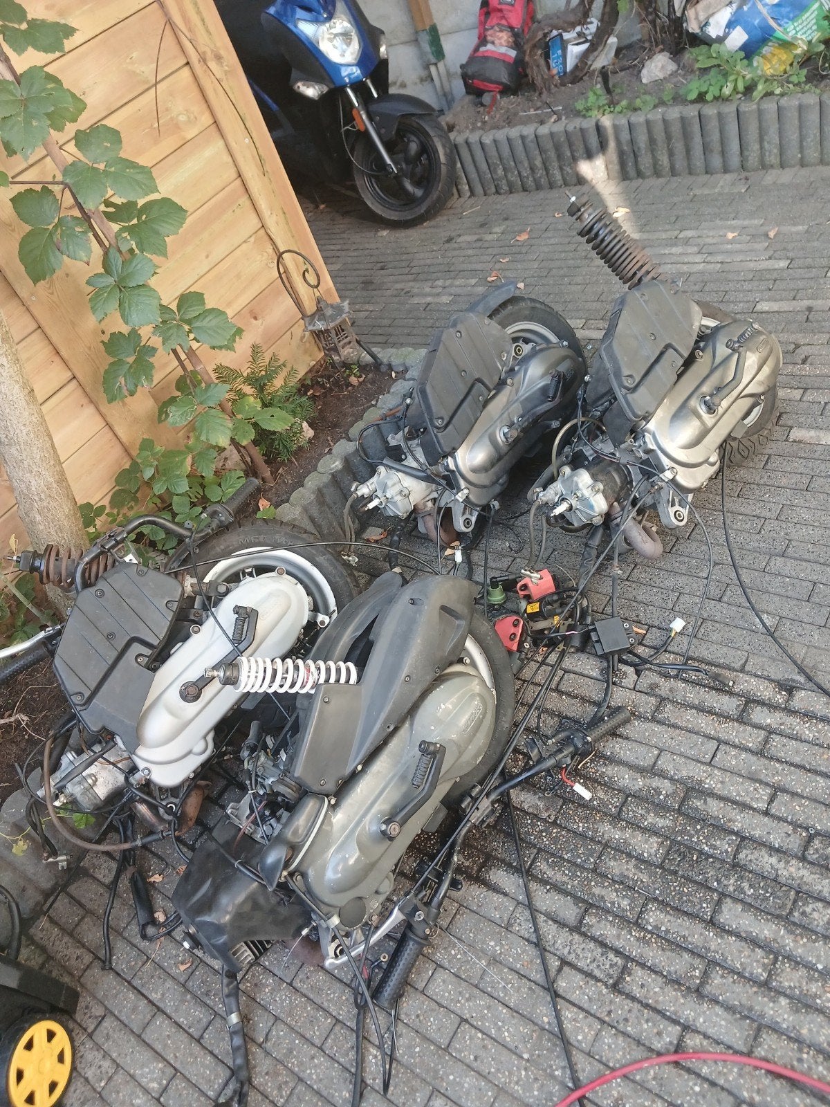 4x piaggio 125cc 150cc 180cc 2t motorbloken, Ophalen of Verzenden, Zo goed als nieuw, Blok