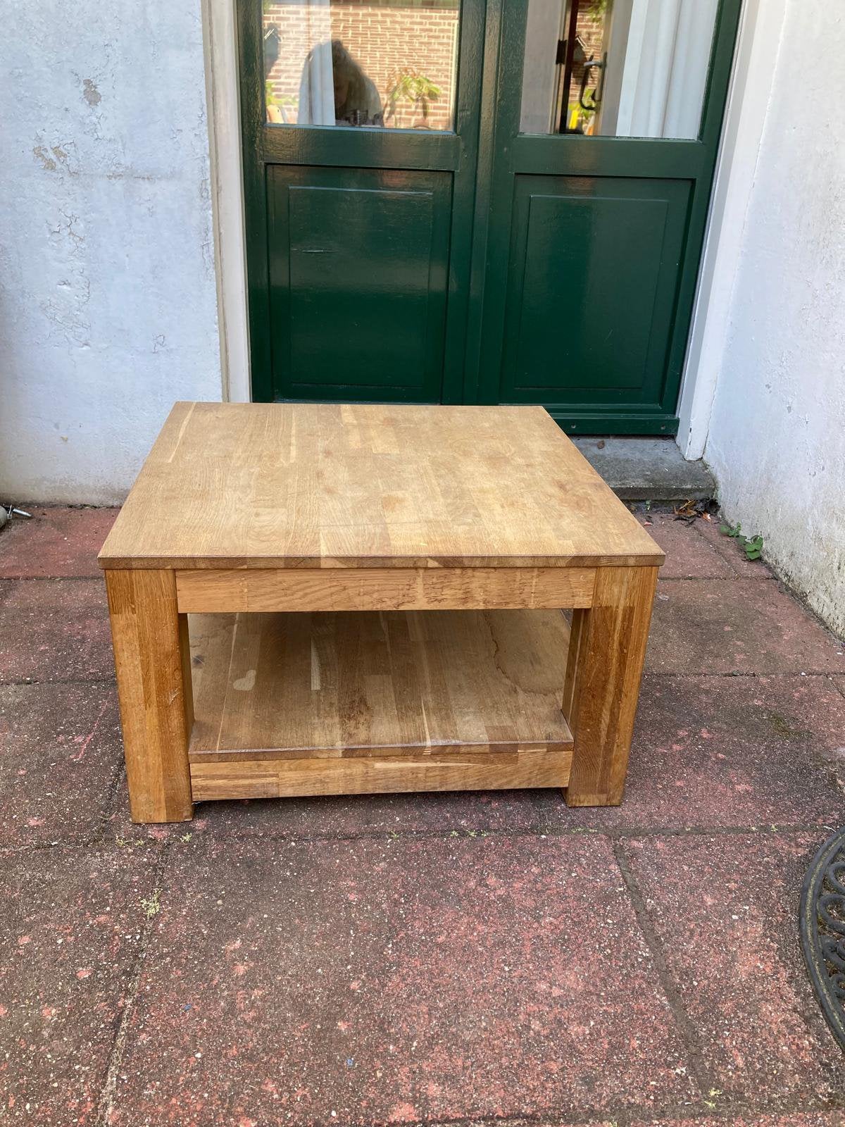 Vierkante salontafel 69x69x40 massief hout, Ophalen, Gebruikt, 50 tot 100 cm, Vierkant