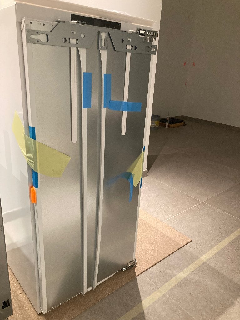 NIEUWE MIELE KOELKAST, Witgoed en Apparatuur, Koelkasten en IJskasten, Ophalen, Zonder vriesvak, 120 tot 140 cm, 60 cm of meer