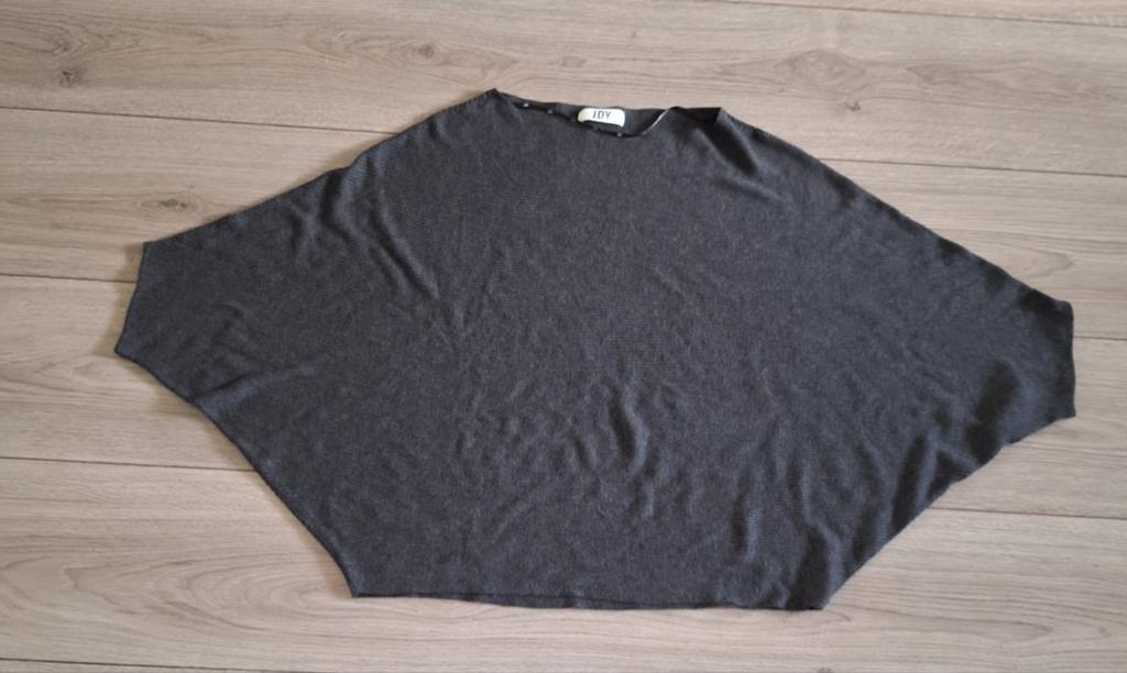 JDY vleermuis poncho trui donkergrijs maat XL 42, Kleding | Dames, Truien en Vesten, Zo goed als nieuw, Maat 46/48 (XL) of groter