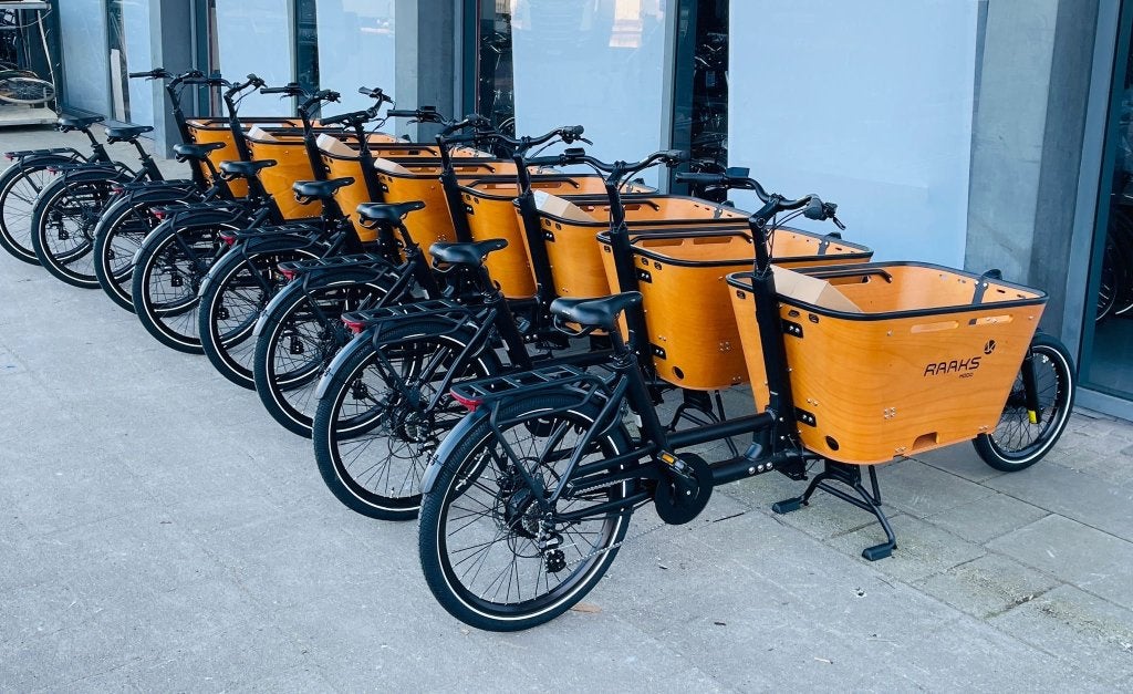 Fietshokje Beverwijk: Raaks Modo elektrische bakfiets NIEUW, Fietsen en Brommers, Fietsen | Bakfietsen, 4 kinderen of meer, Huif