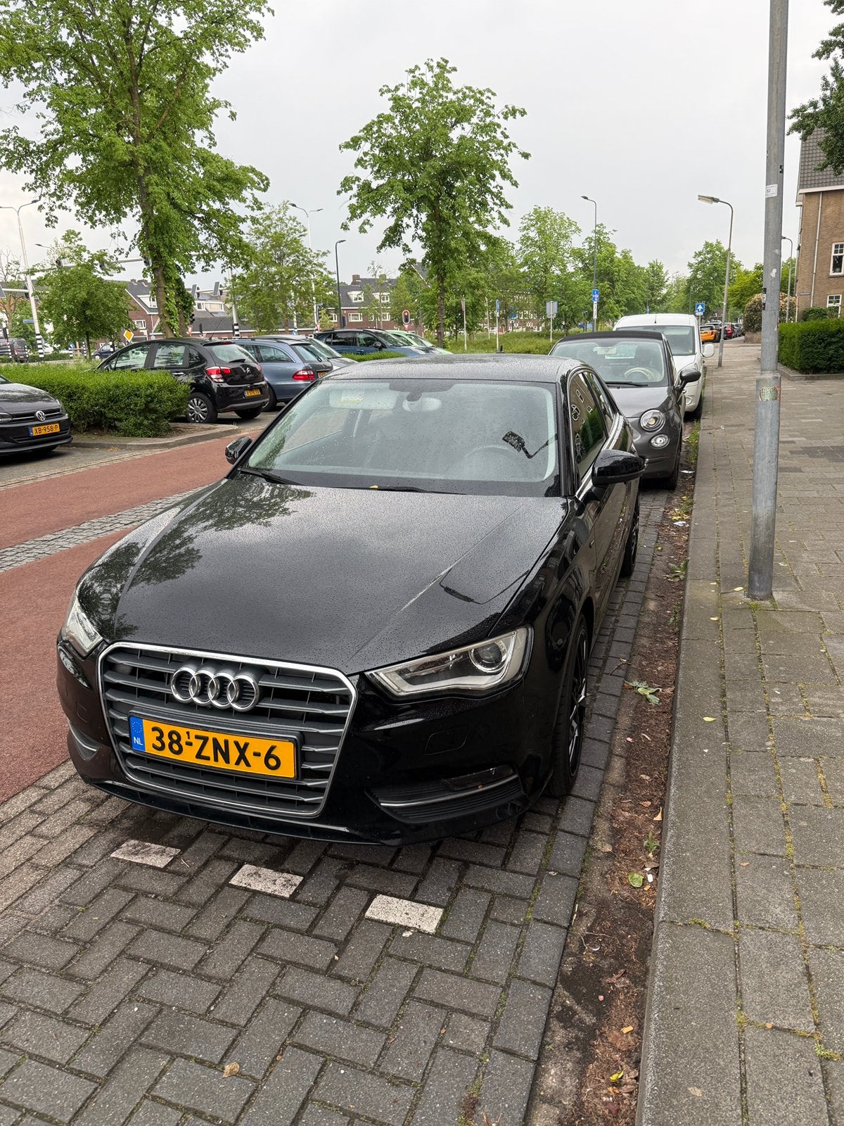 Audi A3 1.4 Tfsi 90KW 3D 2013 Zwart, Auto's, Voorwielaandrijving, 4 cilinders, 620 kg, Origineel Nederlands