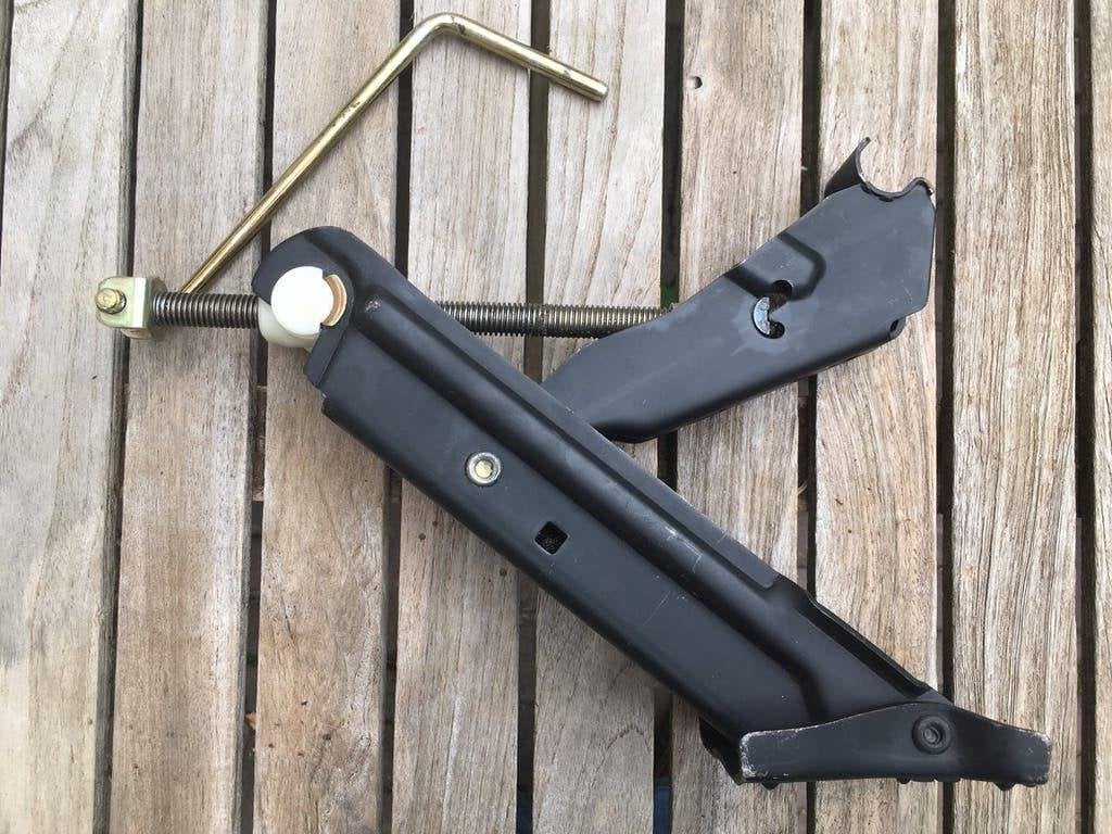 Schaarkrik Volvo S60, V70, S80, V50, Ophalen, Gebruikt, Manueel, Schaarkrik