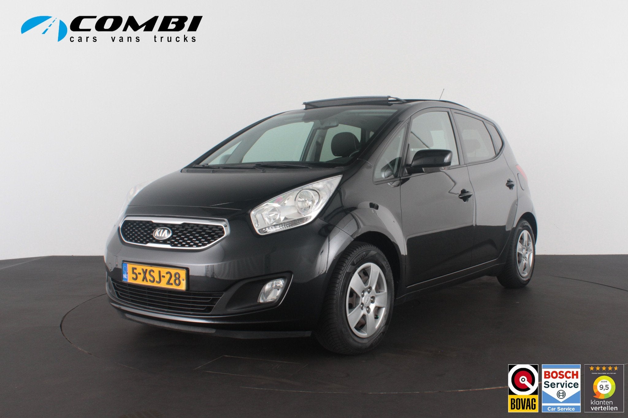 Kia Venga 1.6 CVVT Executive, Auto's, Kia, Automaat, 12 maanden, 4 cilinders, Zwart