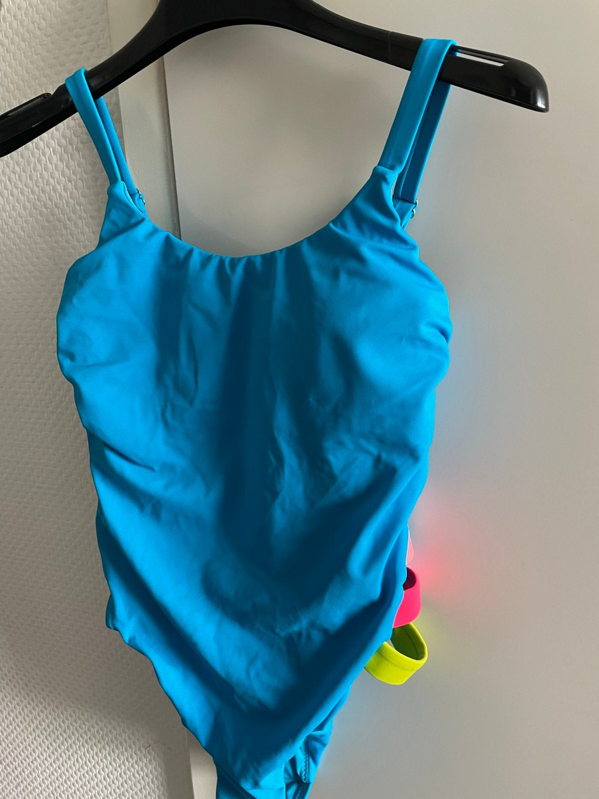 Hunkemöller badpak met open zijkant maat 34, Ophalen of Verzenden, Zo goed als nieuw, Blauw, Badpak