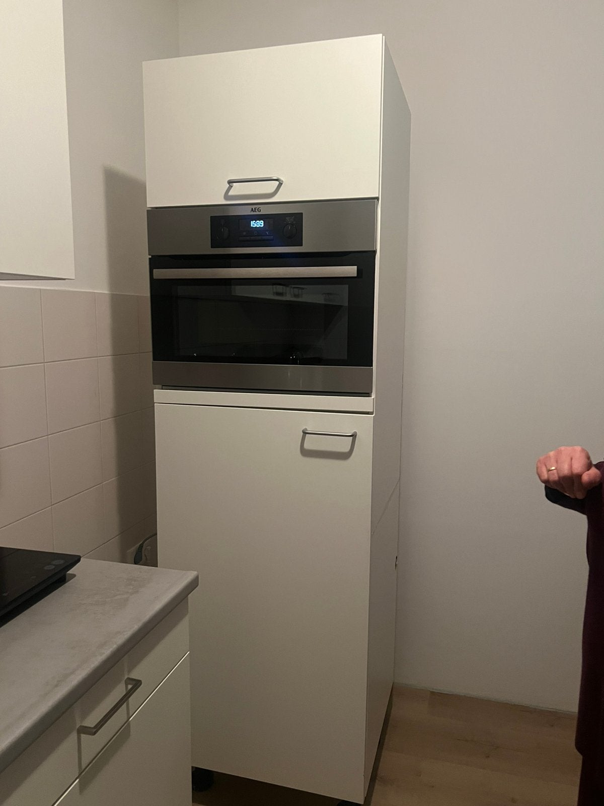 Nette Bruynzeel koelkastkast te koop. Zonder apparaat., Ophalen, Zo goed als nieuw, Wit, Enkelwandige keuken
