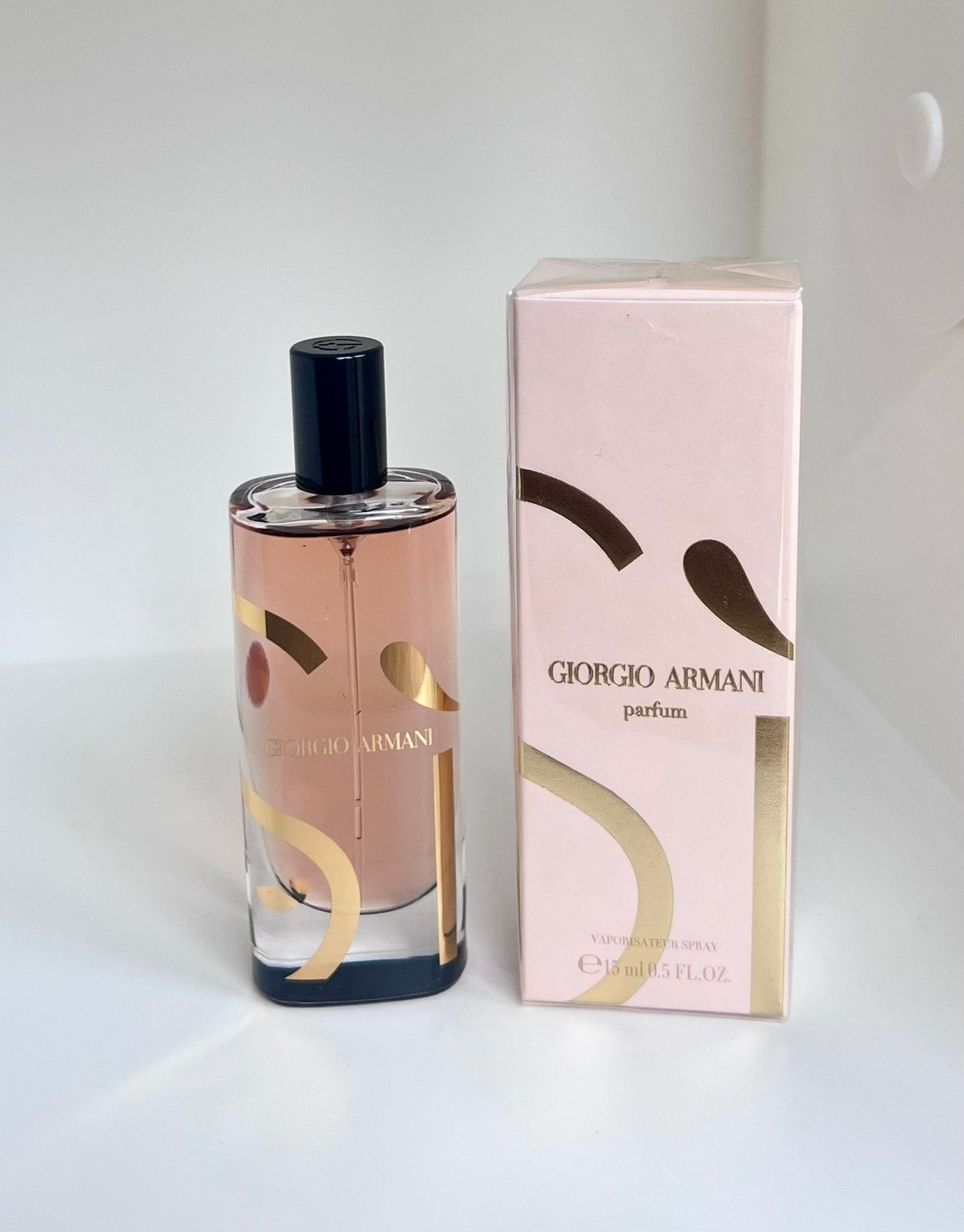 Giorgio Armani Si Parfum 15ml, Sieraden, Tassen en Uiterlijk, Uiterlijk | Parfum, Ophalen of Verzenden, Nieuw