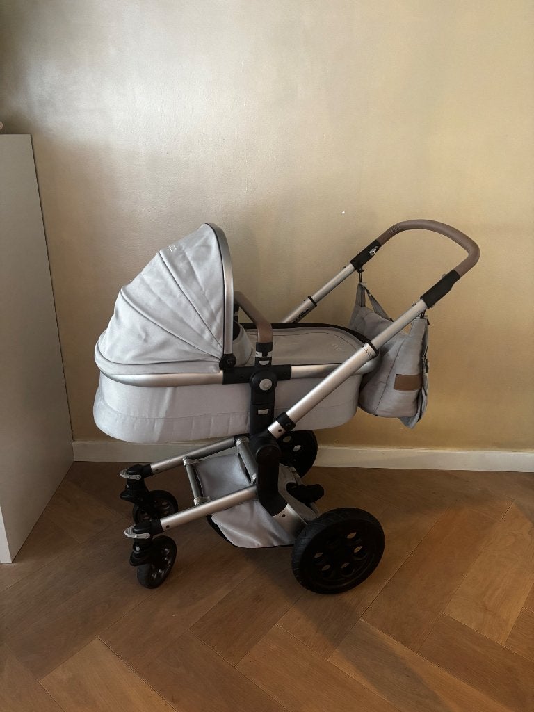 Joolz kinderwagen licht grijs, Gebruikt, Met reiswieg, Ophalen, Kinderwagen