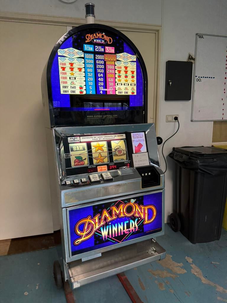 Originele Las Vegas Bally Slotmachine Spelend op Euro!!!, Info@jukeboxgallery.com, Zo goed als nieuw, Gildenstraat 32, Euro