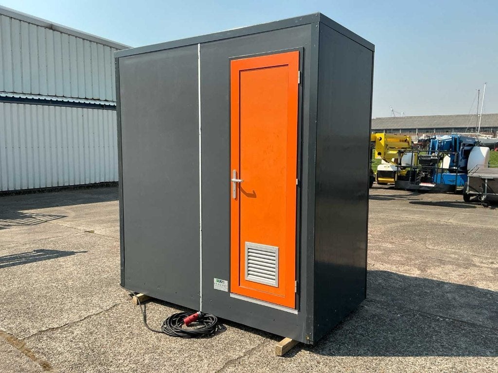 Mobiele badkamer voor verbouwing of loods. Nooddouche 380 V!, Brouwer units, Ophalen of Verzenden, Info@brouwerunits.nl, Gildenstraat 47 Nijkerk