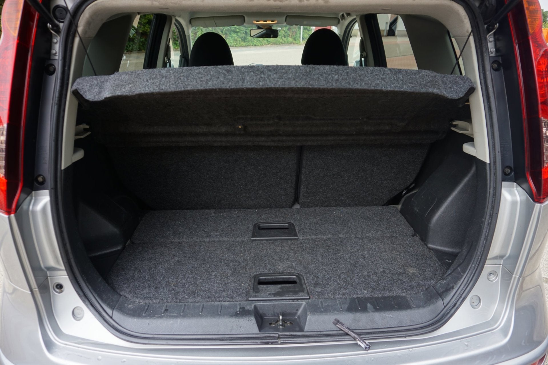 Nissan Note 1.4 Life +, Auto's, Voorwielaandrijving, Stof, Gebruikt, Zwart
