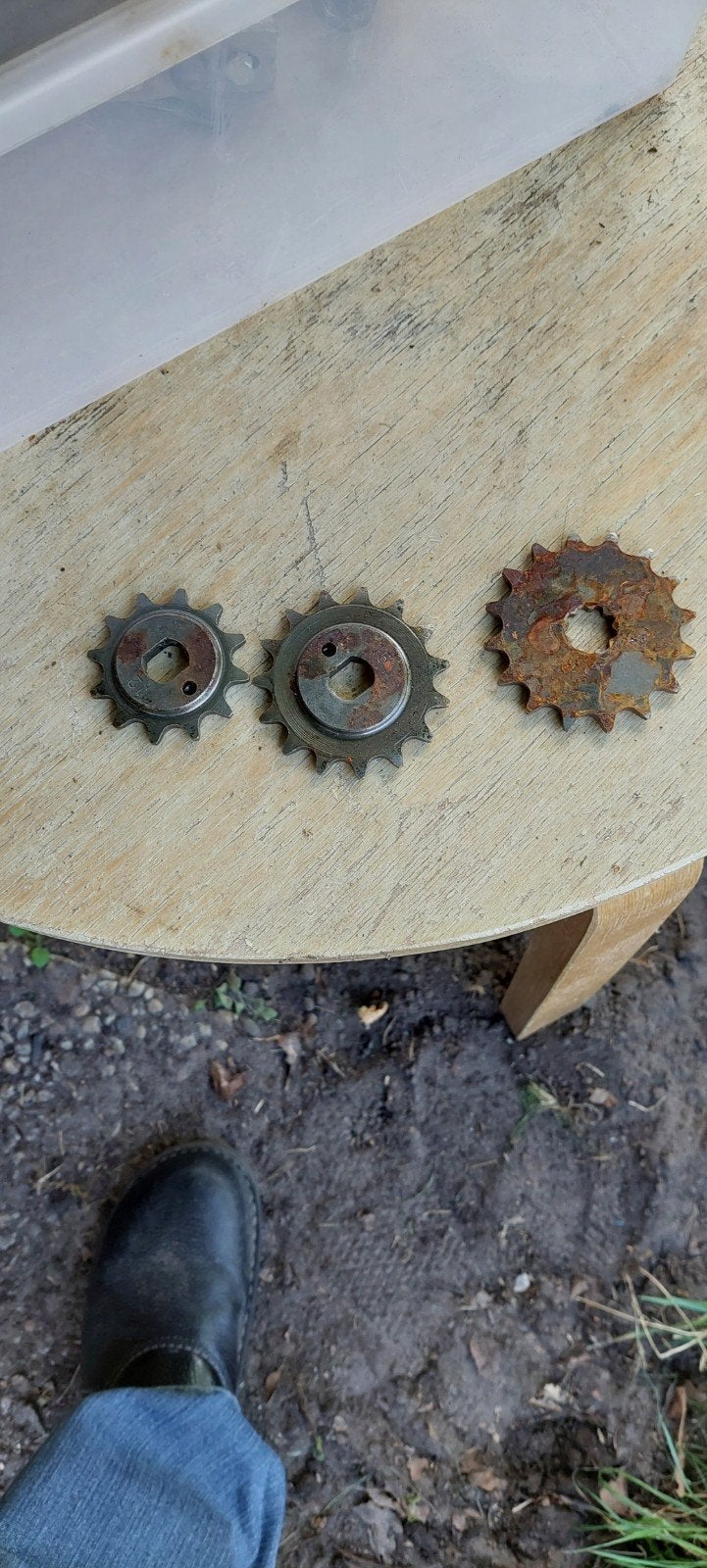 Onderdelen en gereedschap voor oldtimer brommers, Ophalen of Verzenden