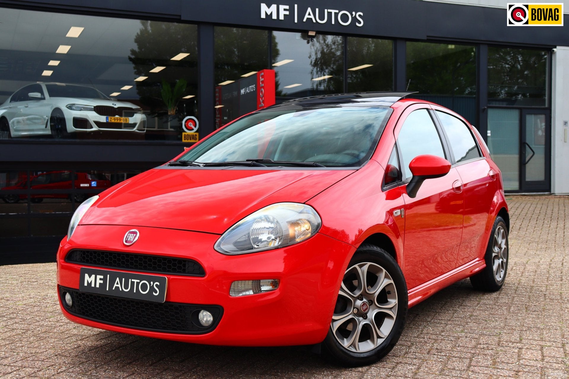 Fiat Punto Evo 0.9 TwinAir Lounge|Pano|PDC|Clima|NL Auto NAP, Auto's, Voorwielaandrijving, Gebruikt, Euro 6, Automatische klimaatregeling