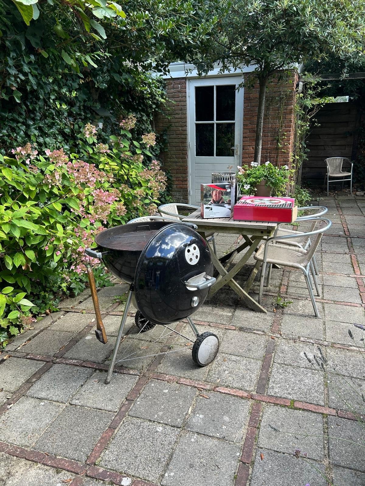 Weber Master Touch GBS E-5750 BBQ met accessoires, Ophalen, Gebruikt