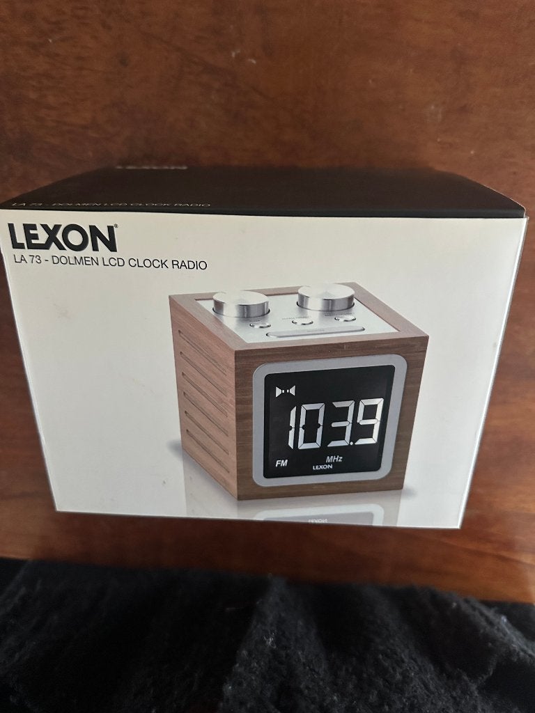 Lexon Clock Radio type LA73 Dolmen nieuw in doos €25,-, Ophalen of Verzenden, Nieuw, Radio