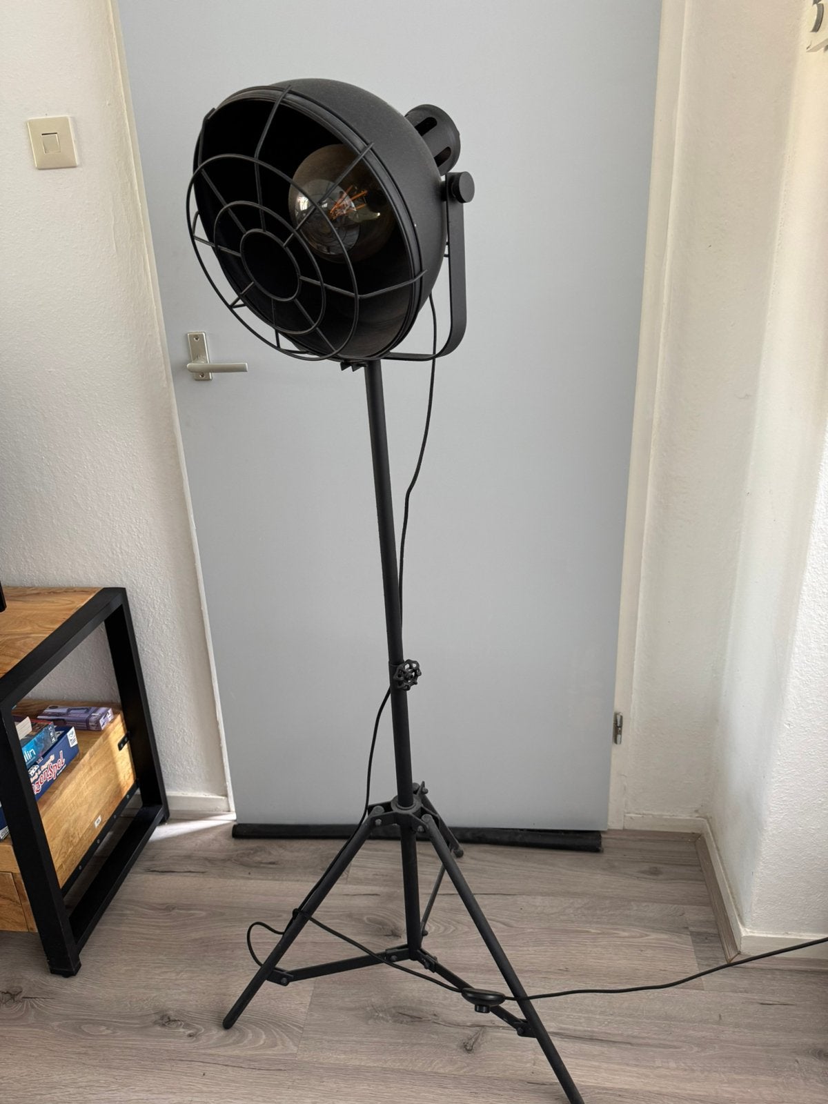Industriele vloerlamp, Ophalen, Zo goed als nieuw, Overige typen
