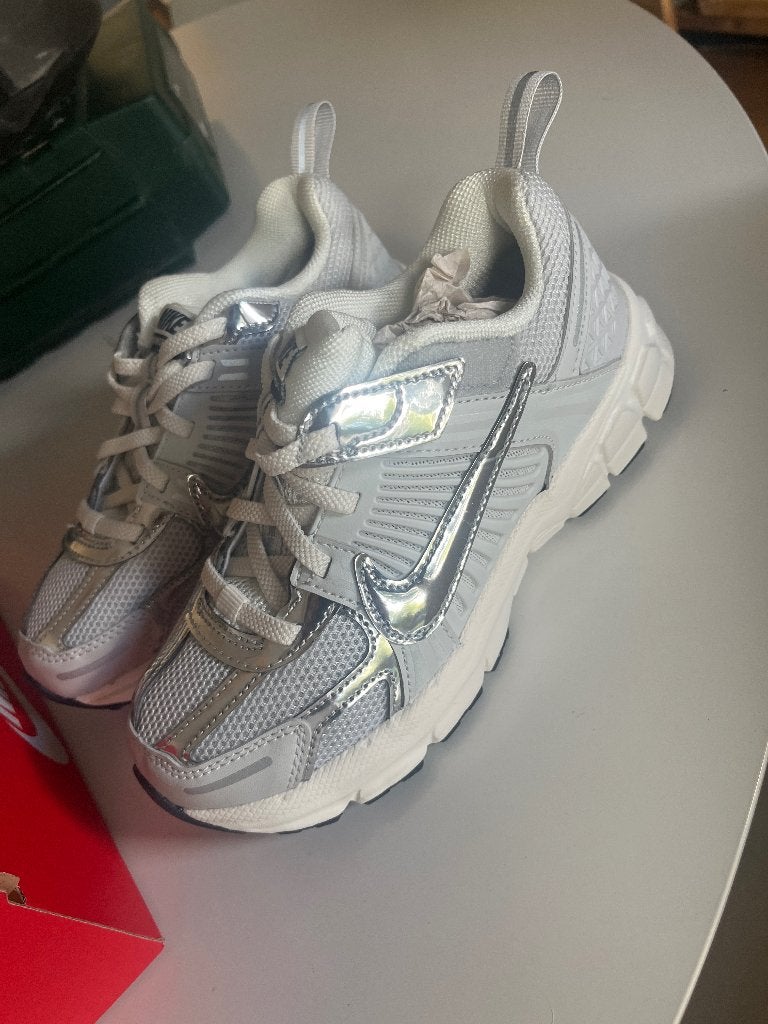 Kinder schoenen Nike 33, Jongen of Meisje, Schoenen, Nieuw, Ophalen of Verzenden