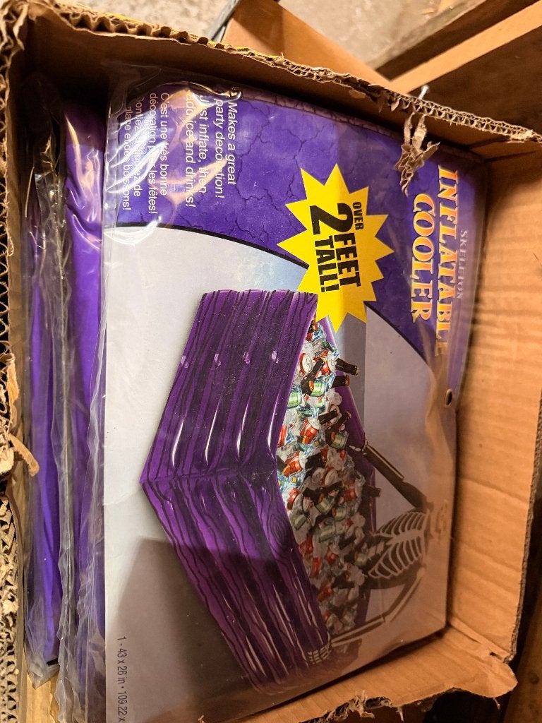 TE KOOP: Luxe Opblaasbare Halloween Skelet Koeler, Versiering, Halloween of Griezel, Jlfa, Nieuw