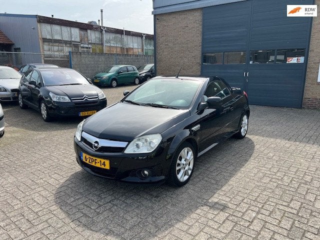 Opel Tigra TwinTop 1.4-16V Enjoy /Half leder//Airco, Auto's, Opel, Voorwielaandrijving, Gebruikt, Zwart, 4 cilinders