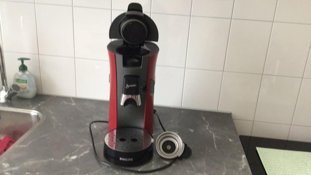 Senseo apparaat philips  2 maanden oud, Ophalen, Zo goed als nieuw, Koffiemachine