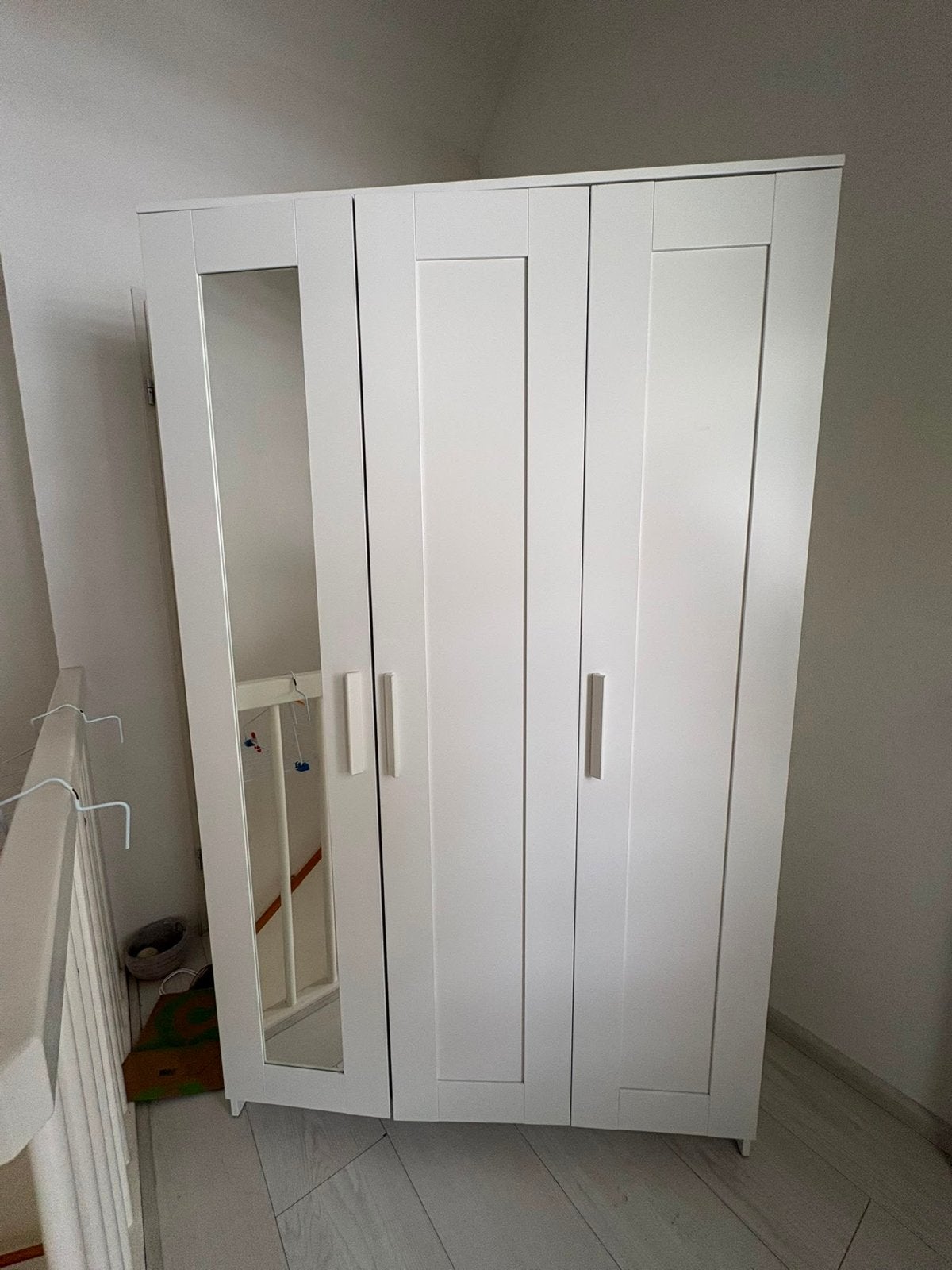 Ikea kledingkast 117x50x190 met spiegel, Gebruikt, 100 tot 150 cm, Ophalen of Verzenden, 150 tot 200 cm