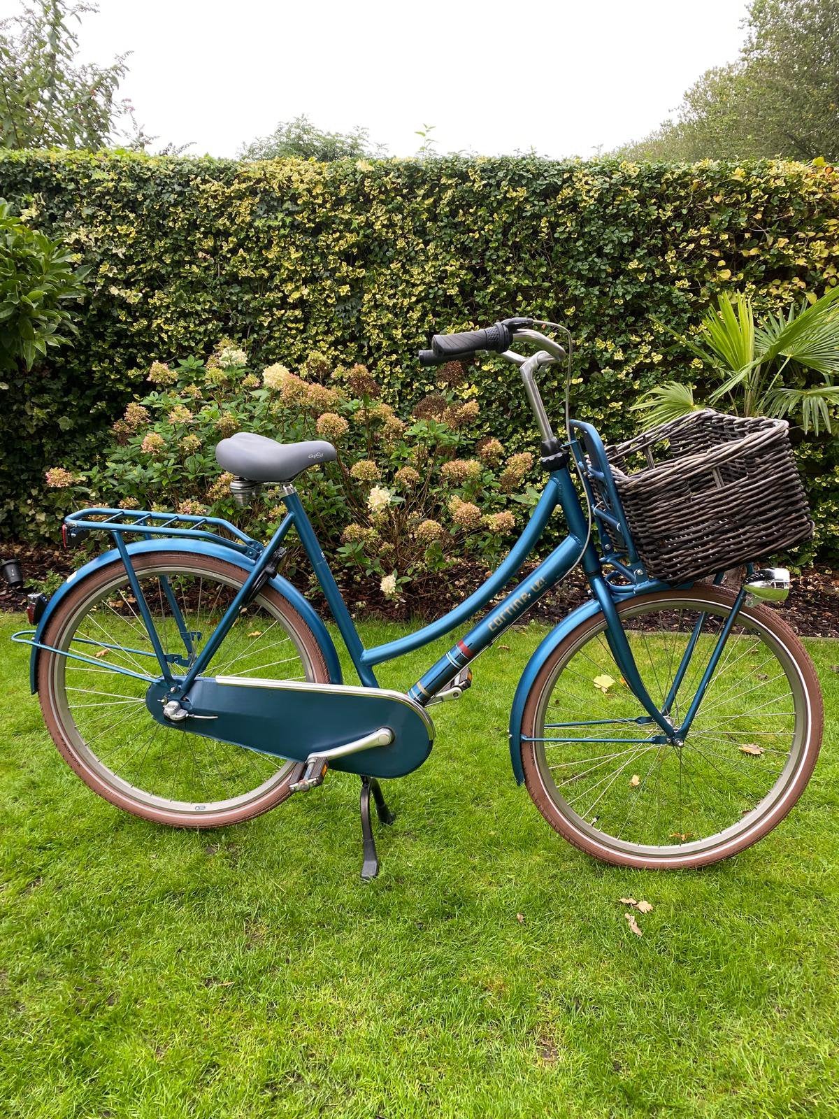 Prachtige Cortina U4, Gebruikt, Versnellingen, 56 cm of meer, Ophalen