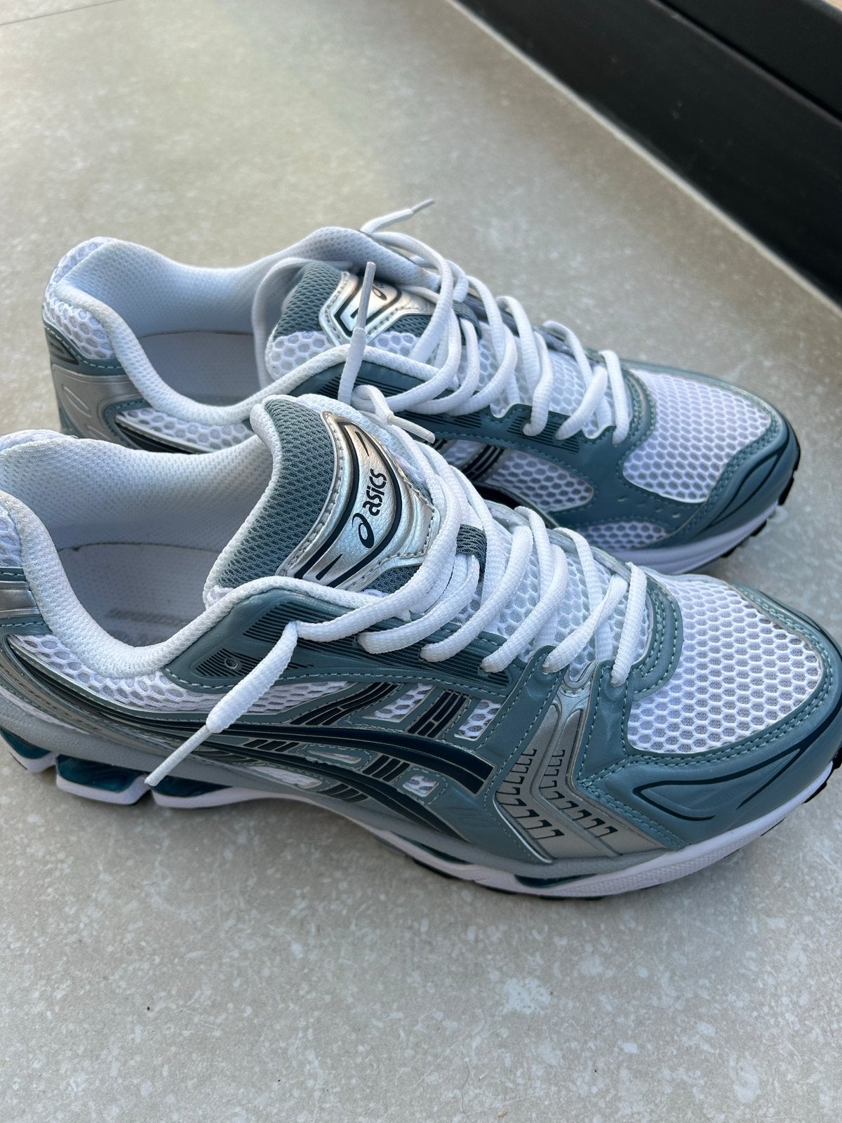 ASICS kayano 14 - Maat 42.5, Verzenden, Nieuw, Wit, Sportschoenen
