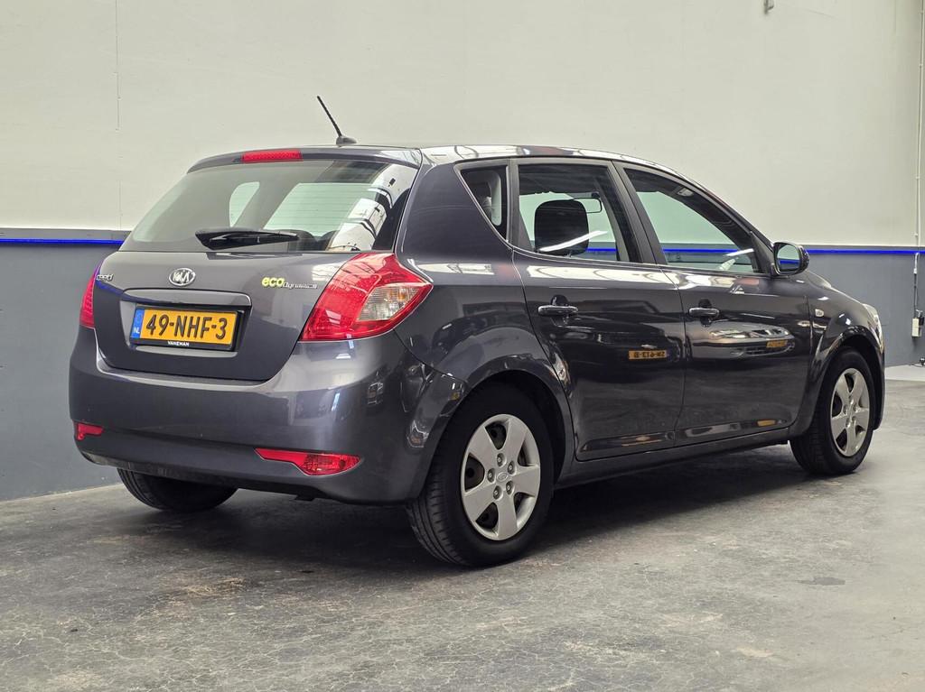 Kia cee'd Sporty Wagon 1.4 CVVT X-tra | Airco | Dealer onder, Auto's, Euro 5, Gebruikt, 4 cilinders, 1396 cc