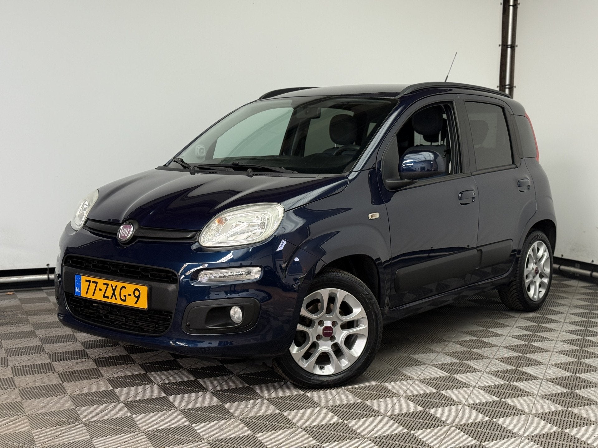 Fiat Panda 0.9 TwinAir Sempre Airco LM15" NL Auto (bj 2013), Auto's, Voorwielaandrijving, Euro 5, Panda, Met garantie (alle)