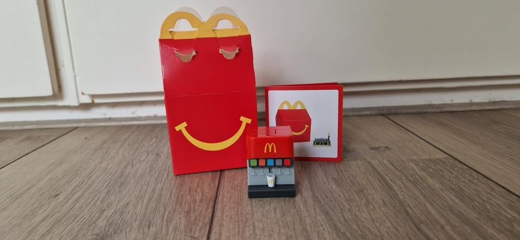 McDonald's Happy Meal Speeltje: Drankautomaat met doosje, Ophalen of Verzenden, Zo goed als nieuw, Jongen of Meisje