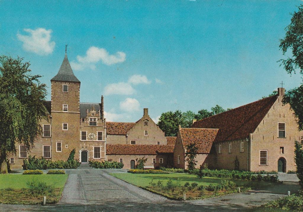 OOSTERHOUT Sint Catharinadal  Klooster, Verzamelen, Ansichtkaarten | Nederland, Verzenden, 1960 tot 1980, Ongelopen, Noord-Brabant