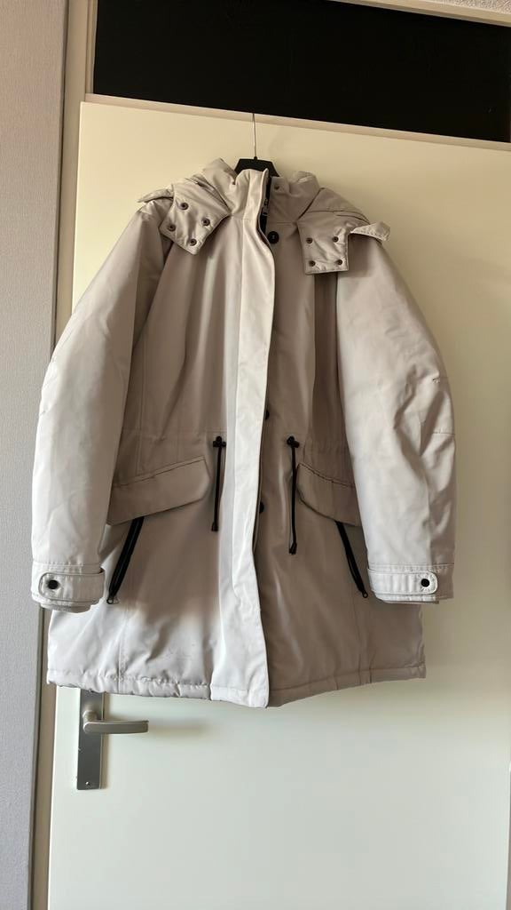 Winterjas beige met losse bontkraag maat 48, Ophalen of Verzenden, Zo goed als nieuw, Maat 46/48 (XL) of groter, Beige