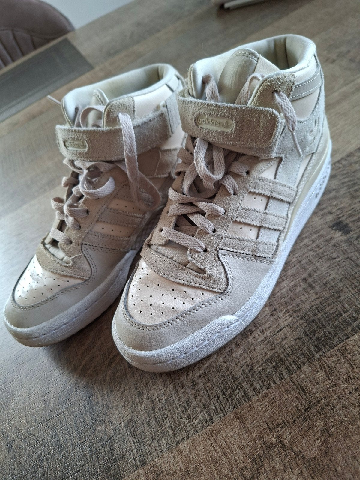 Adidas Forum Mid sneakers - Beige - Maat 38 2/3, Adidas, Beige, Ophalen of Verzenden, Sneakers of Gympen
