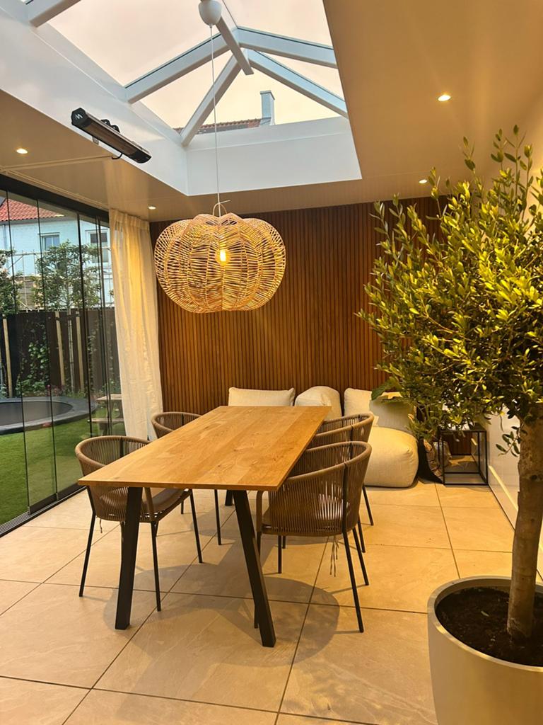 Eiken houten tafel met stalen poten, Huis en Inrichting, Ophalen, Eikenhout, 200 cm of meer, 50 tot 100 cm