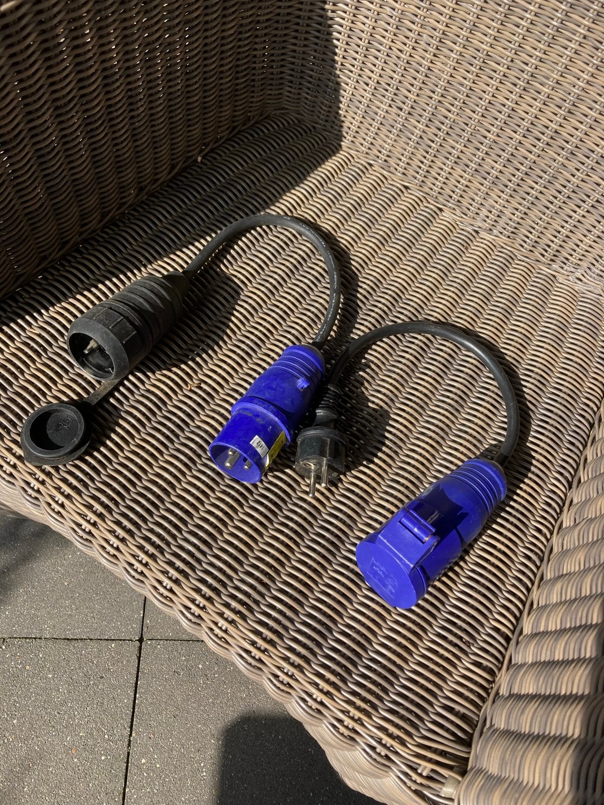 Verloopstekkers CEE naar Schuko en andersom., Caravans en Kamperen, Caravan accessoires, Ophalen of Verzenden, Gebruikt