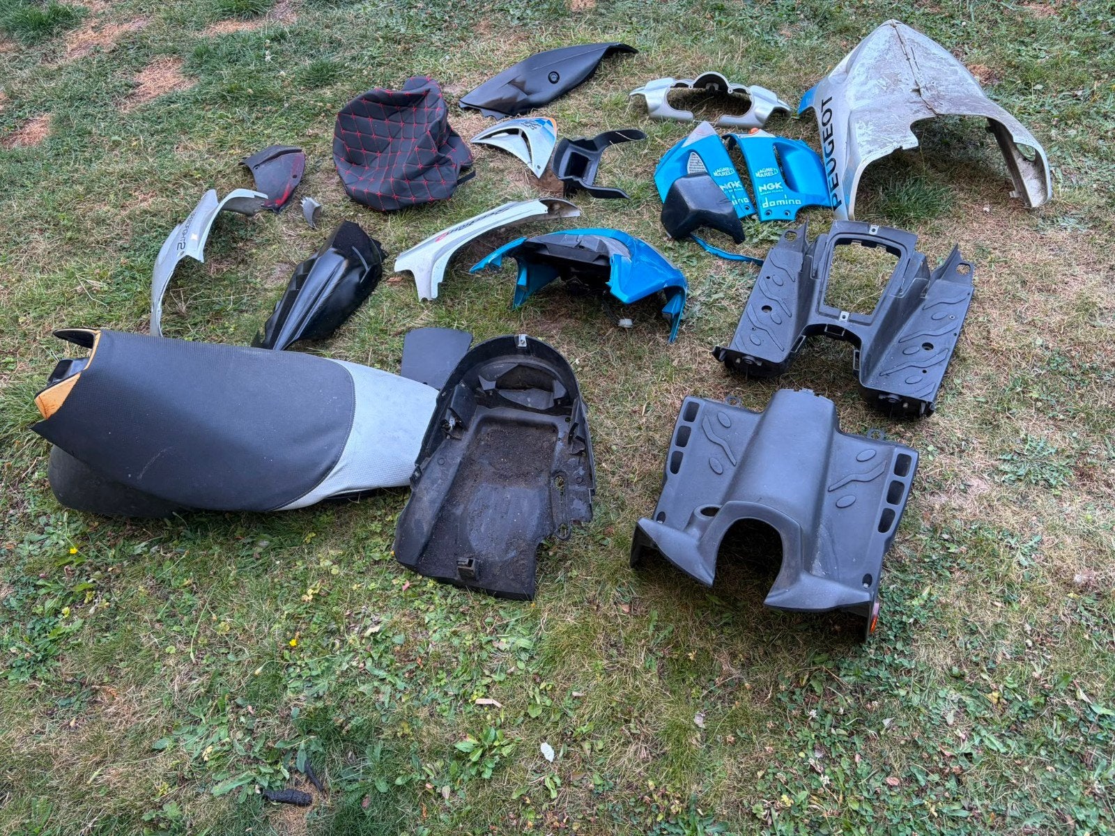 Peugeot Speedfight 2 Kappen Set - Binnen en Buiten, Fietsen en Brommers, Ophalen of Verzenden, Gebruikt, Kap, Peugeot