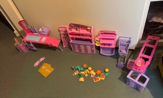 Barbie supermarkt en accessoires, Ophalen of Verzenden, Gebruikt, Barbie