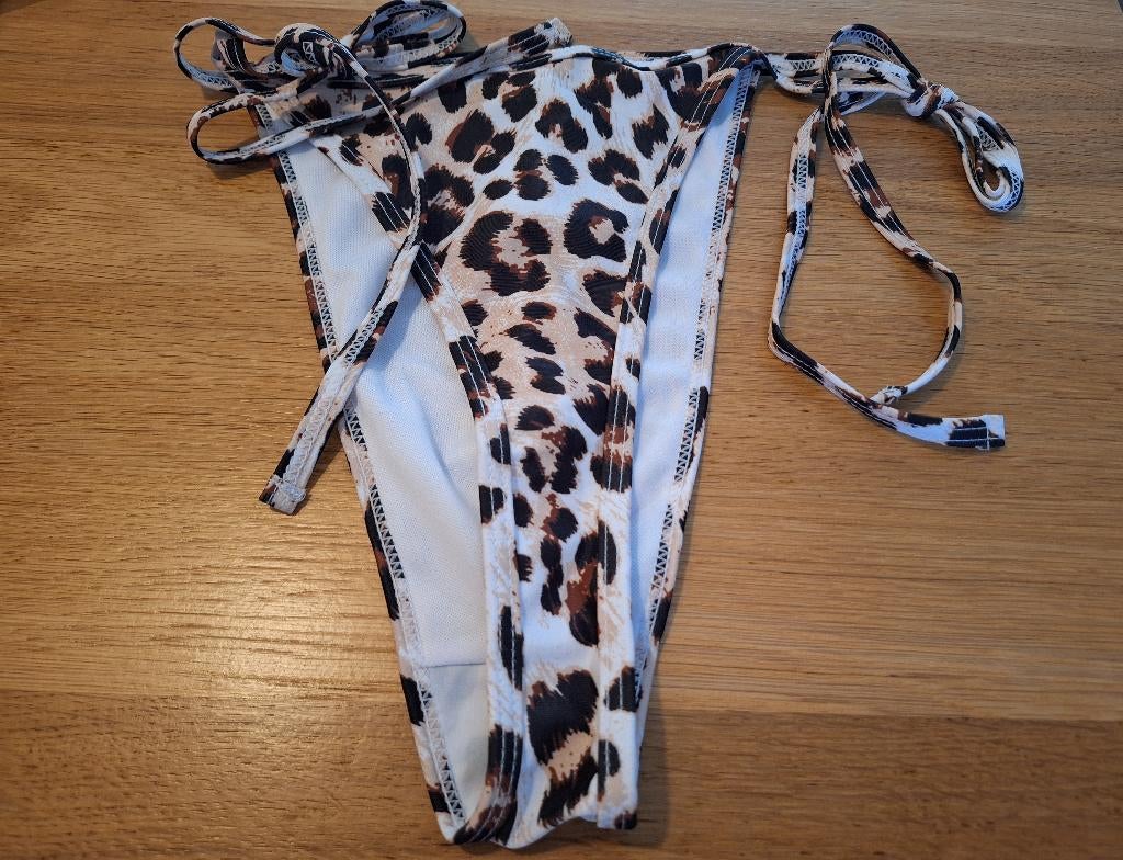 Sexy Heren Zwemstring Tyger Maat M, Kleding | Heren, Badmode en Zwemkleding, Verzenden, Maat 48/50 (M), Zwart, Zwemslip