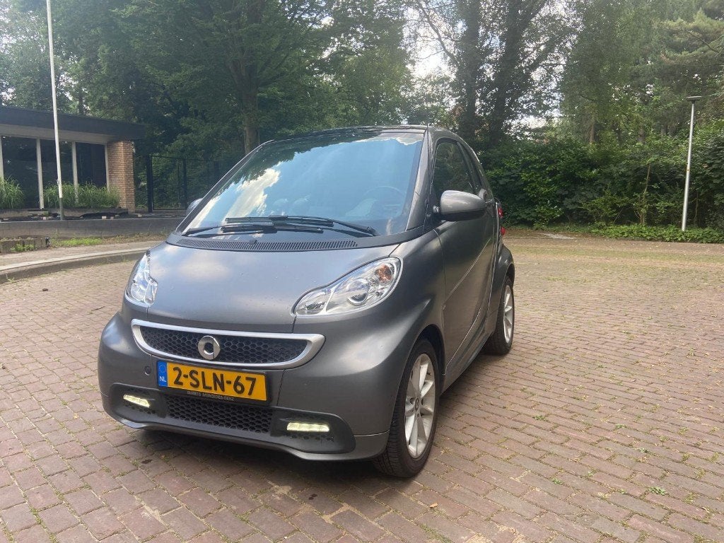 Smart ForTwo Electric Drive Coupe 2013 Grijs, Auto's, Automaat, Achterwielaandrijving, Leder en Stof, 47 pk