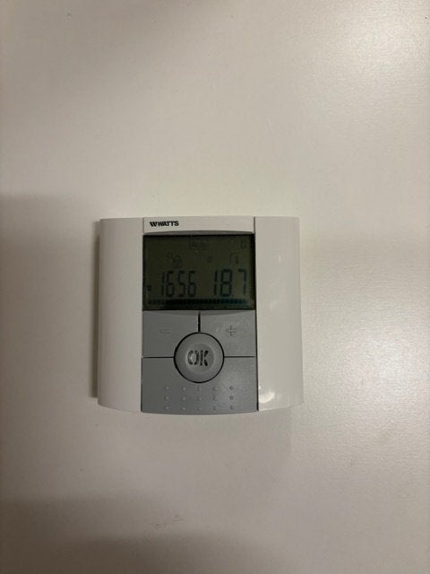 Klokthermostaat, merk Watts, Doe-het-zelf en Verbouw, Thermostaten, Ophalen, Zo goed als nieuw