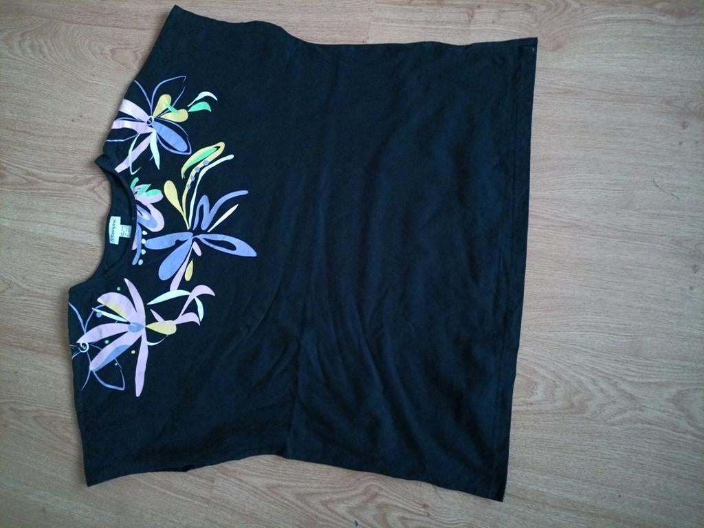 Bonprix T-shirt met bloemenprint, maat XL, Bonprix, Zwart, Maat 46/48 (XL) of groter, Ophalen of Verzenden