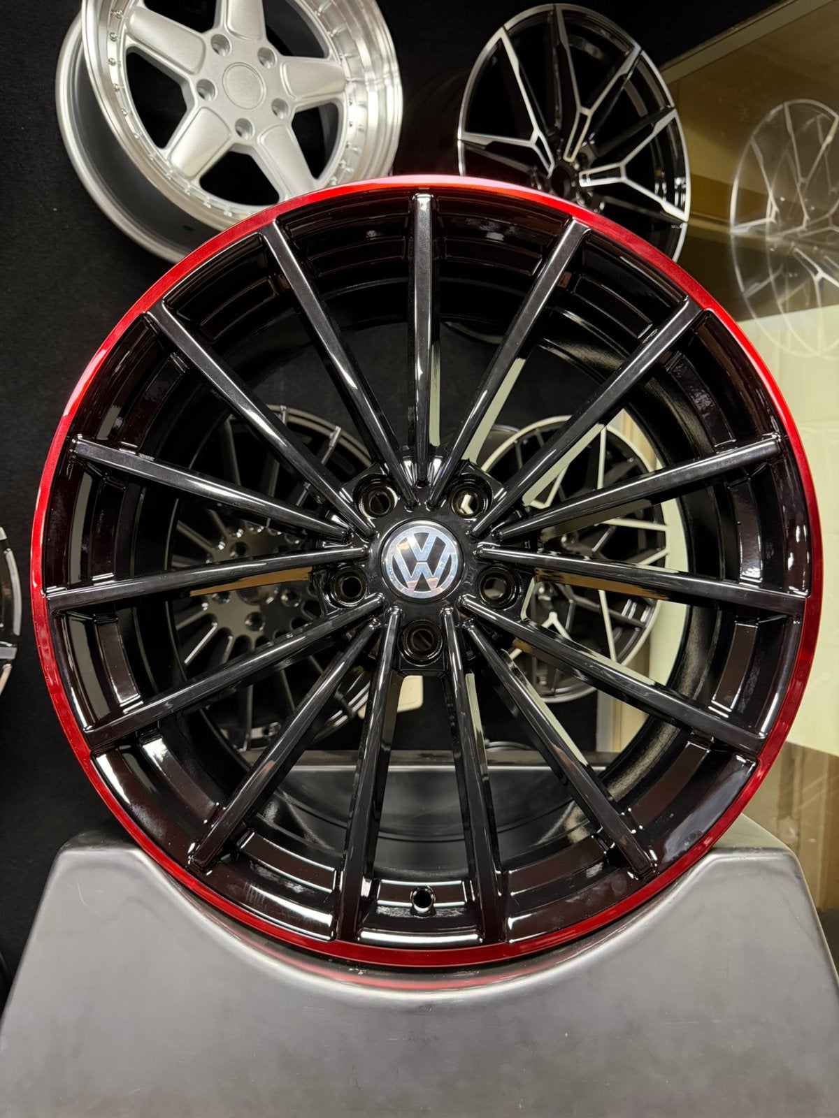 19 inch velgen voor Volkswagen GTI CLUBSPORT 5x112 Golf 7 8