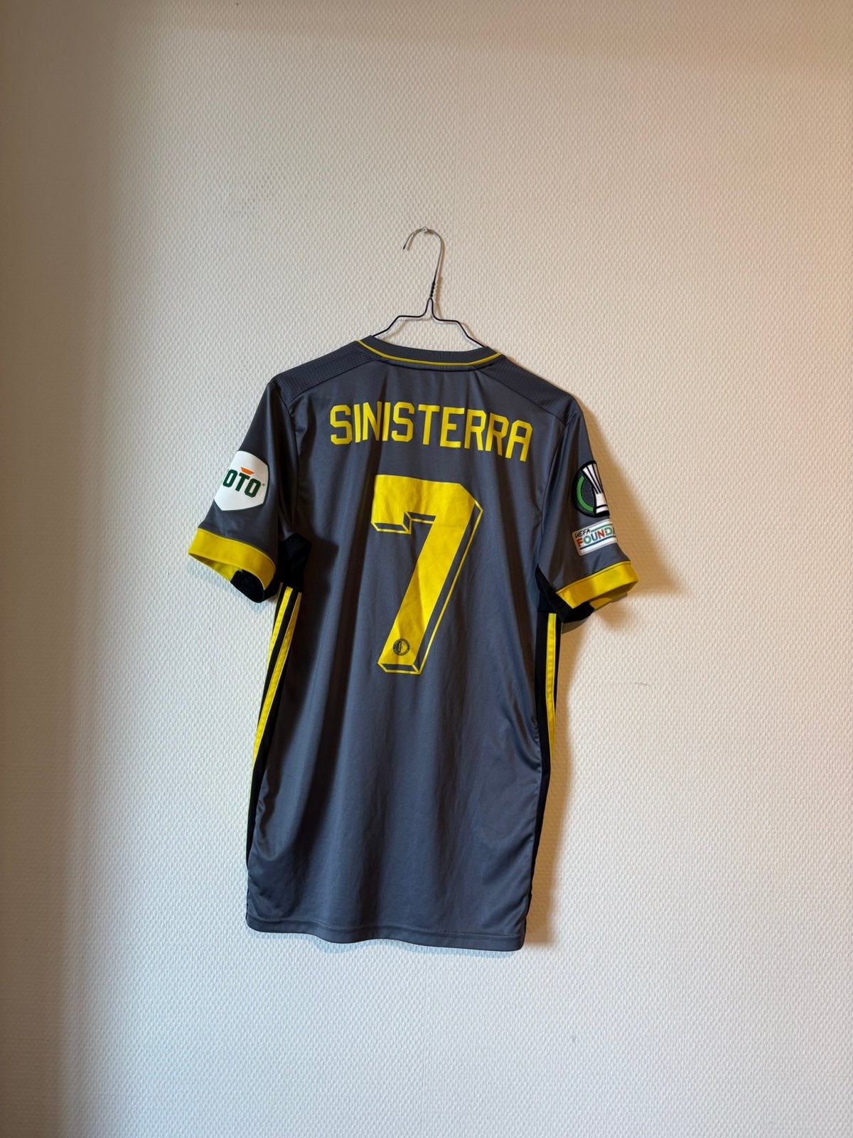 Sinisterra, Feyenoord (2021-2022), Ophalen of Verzenden, Zo goed als nieuw, Feyenoord, Shirt