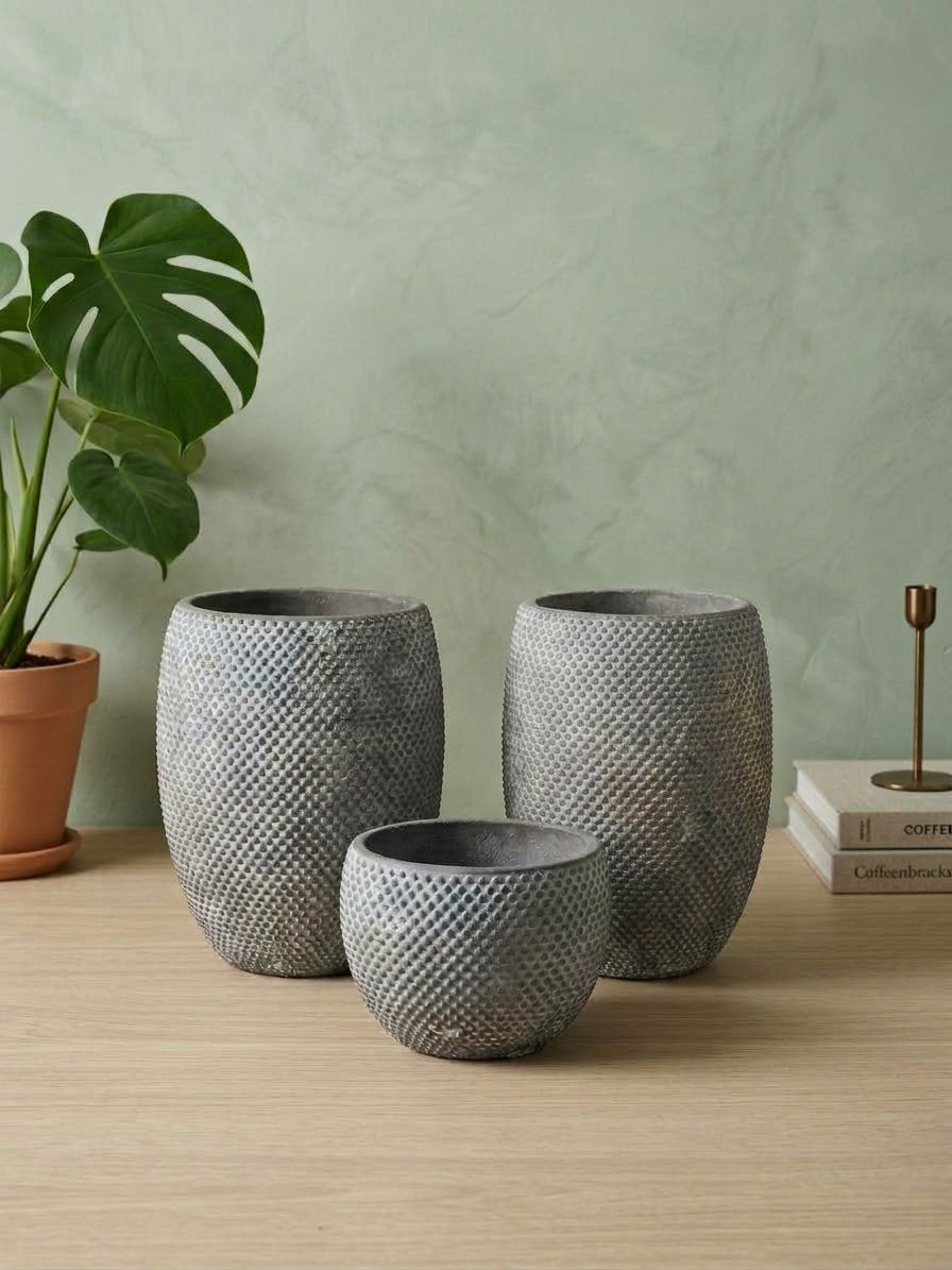 Set van 3 decoratieve vazen met textuur - Grijs, Ophalen, Zo goed als nieuw, Steen/keramiek, Geschikt voor droogbloemen