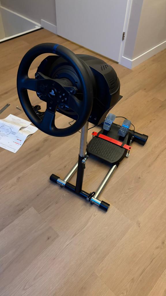 Thrustmaster T300RS incl. pedalenset en Wheelstand Pro, Spelcomputers en Games, Spelcomputers | Sony PlayStation Consoles | Accessoires