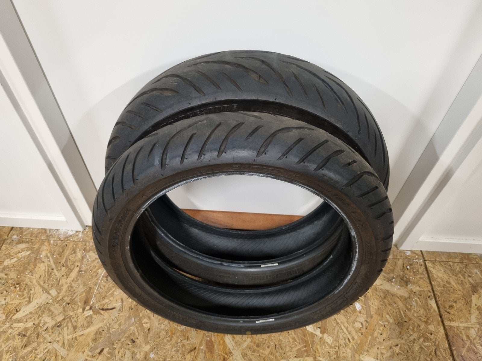 Nette set Bridgestone T32 120-70-17 & 160-60-17, Ophalen of Verzenden, Gebruikt