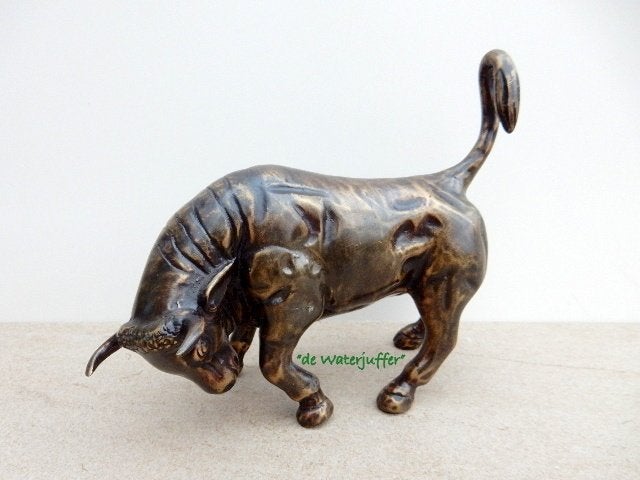 118* Bronzen woeste stier (Boven €75 geen verzendkosten), Ophalen of Verzenden, Nieuw, Overige materialen, Dierenbeeld