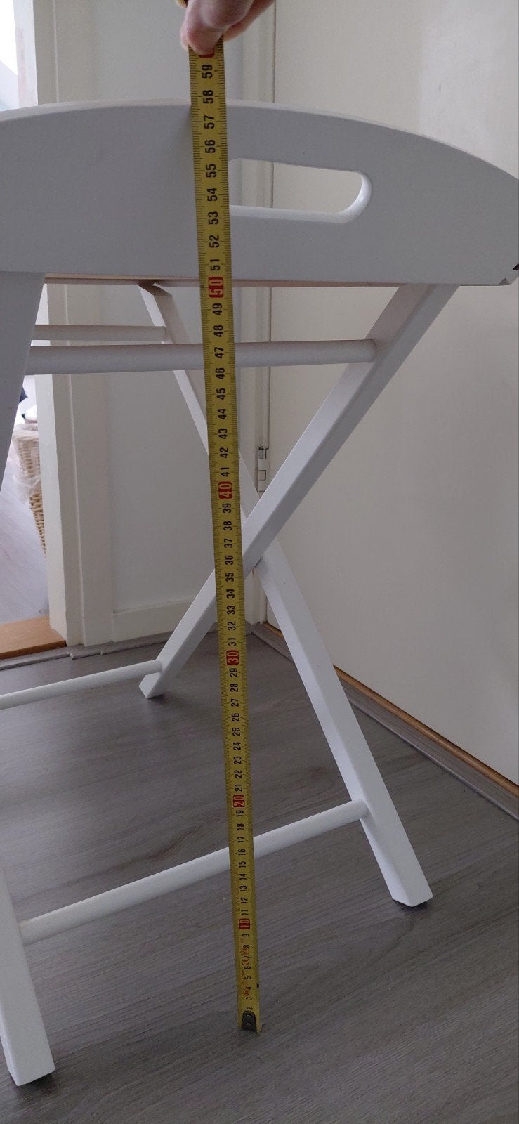 Witte Butlertray - Opklapbaar Dienbladtafeltje, Gebruikt, Modern, Functioneel, 55 tot 75 cm, Rechthoekig