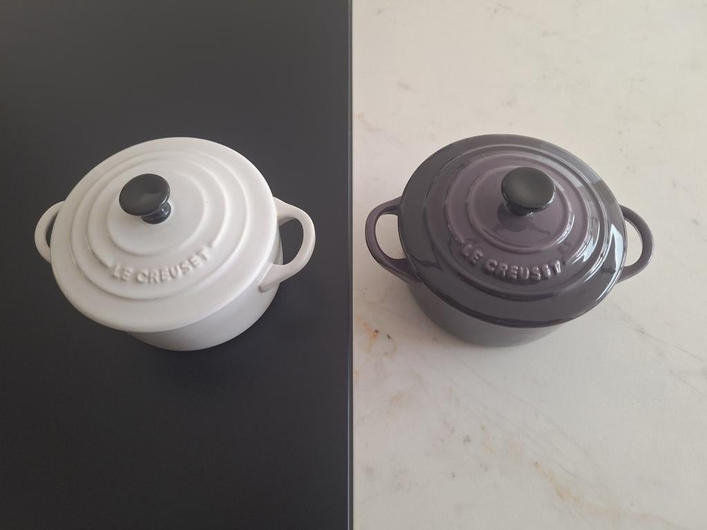 Berghem: 2x Le Creuset stoofpannetje aardewerk (dia: 10 cm), Ophalen of Verzenden, Nieuw, Overige materialen